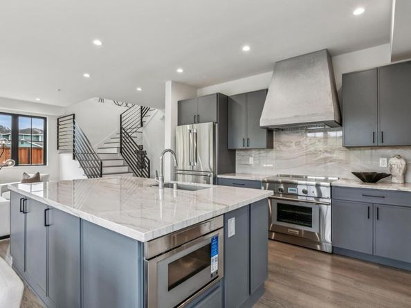 587 Creekside Court, Half Moon Bay CA 94019