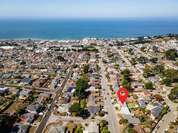 383 Monterey Road, Pacifica CA 94044