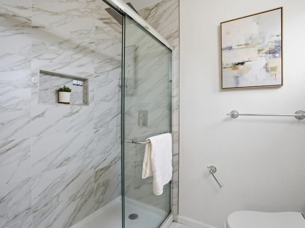 383 Monterey Road, Pacifica CA 94044