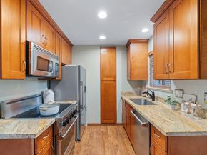 2524 W Middlefield Road, Mountain View CA 94043