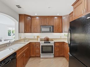 10 CRYSTAL SPRINGS Road 1206, San Mateo CA 94402