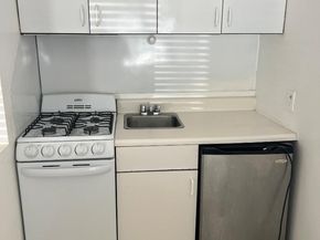 Sixth, Belmont CA 94002