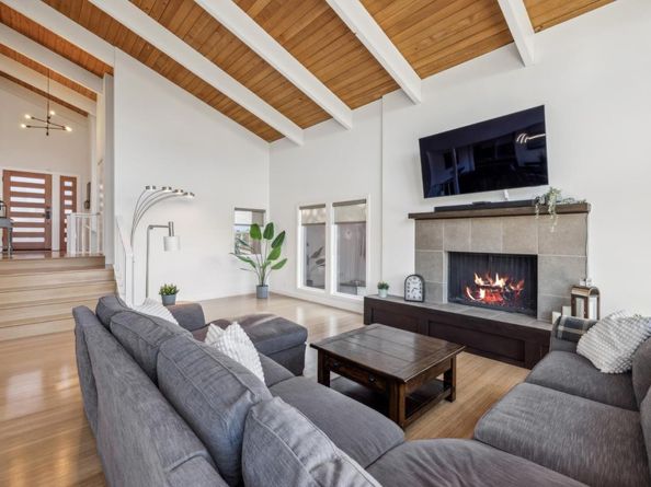58 Villanova Drive, Oakland CA 94611