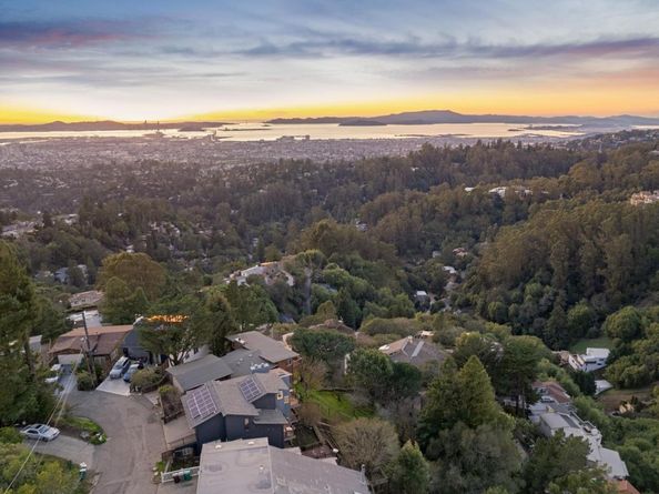 58 Villanova Drive, Oakland CA 94611