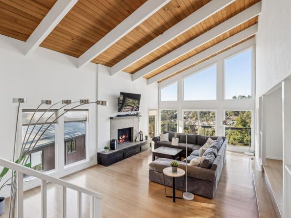 58 Villanova Drive, Oakland CA 94611