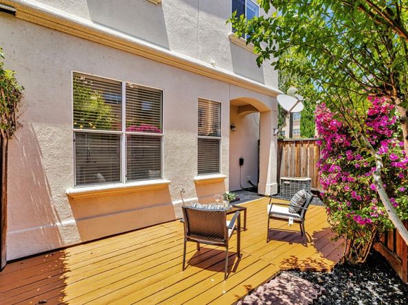 103 Whits Road, Mountain View CA 94040