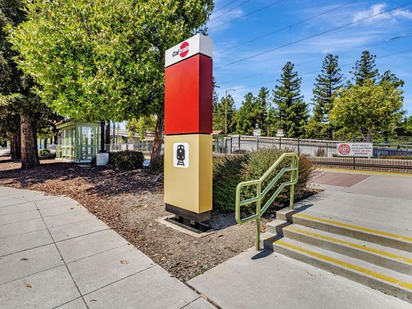 103 Whits Road, Mountain View CA 94040