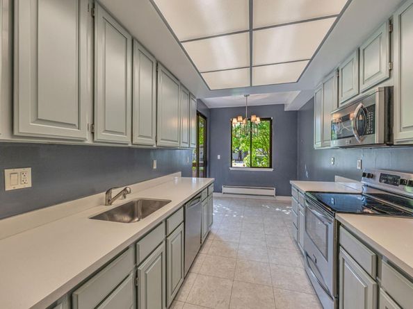 320 Elm Street 111, San Mateo CA 94401