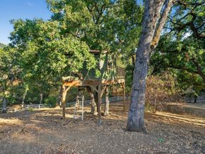 15098 Elm Park, Monte Sereno CA 95030