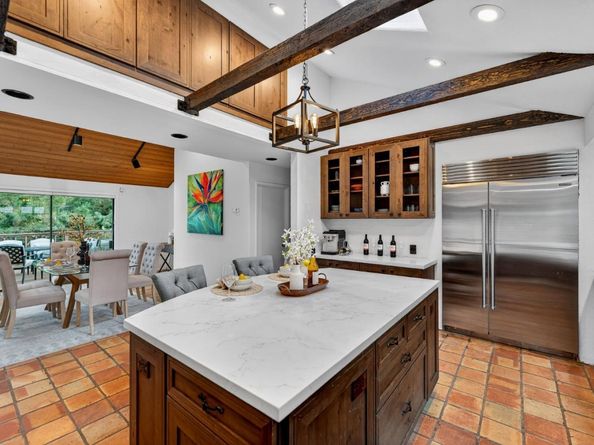 15098 Elm Park, Monte Sereno CA 95030