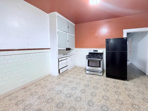 736 Lisbon Street, San Francisco CA 94112