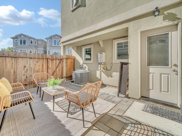 1337 Araujo Street, San Jose CA 95131