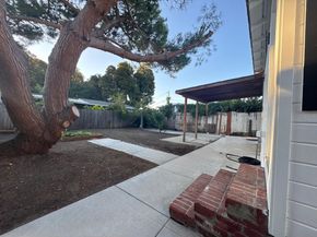 2112 Lincoln Street, East Palo Alto CA 94303