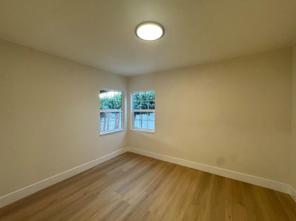 2112 Lincoln Street, East Palo Alto CA 94303