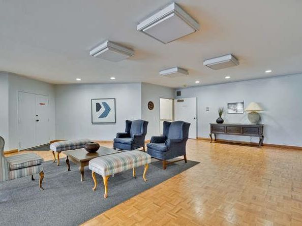 425 N El Camino Real 203, San Mateo CA 94401