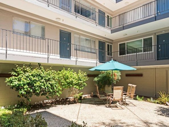 464 Clinton Street 309, Redwood City CA 94062
