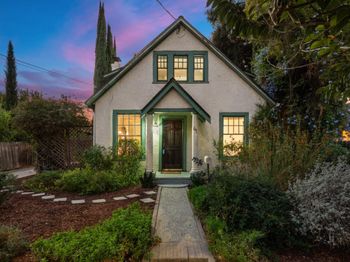 841 Willis Avenue