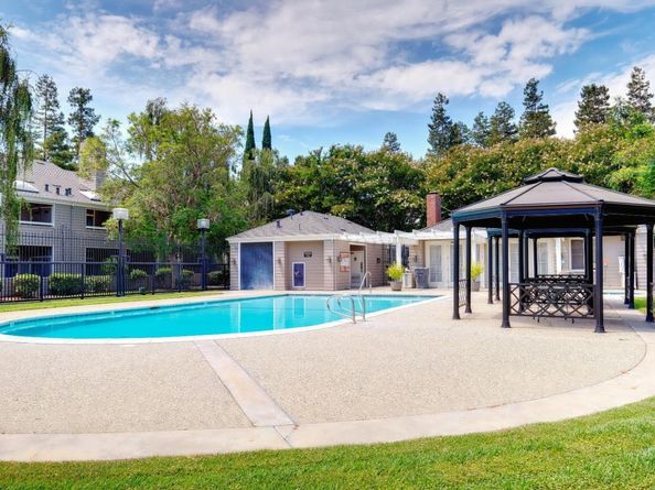 1735 Parkview Green Circle, San Jose CA 95131