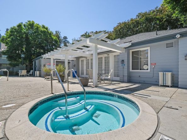 1735 Parkview Green Circle, San Jose CA 95131
