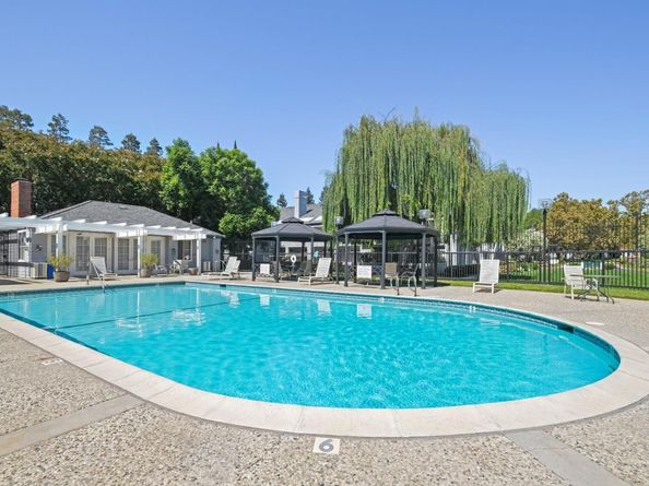 1735 Parkview Green Circle, San Jose CA 95131