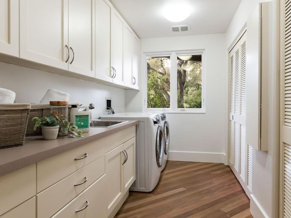 12008 Emerald Hill Lane, Los Altos Hills CA 94022