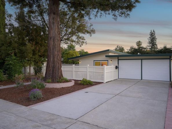 3222 Ramona Street, Palo Alto CA 94306