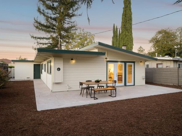 3222 Ramona Street, Palo Alto CA 94306