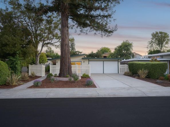 3222 Ramona Street, Palo Alto CA 94306