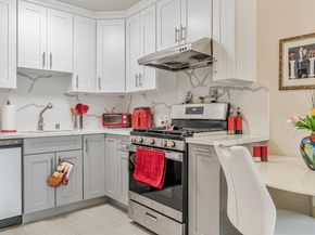 101 Blossom Circle H, San Mateo CA 94403