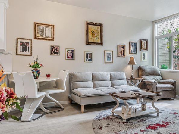 101 Blossom Circle H, San Mateo CA 94403