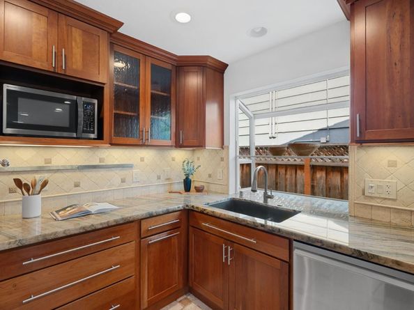 1106 Viscaino Avenue, Sunnyvale CA 94086