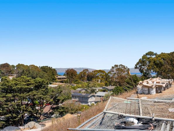 138 Rosewood Lane Lane, San Mateo CA 94402