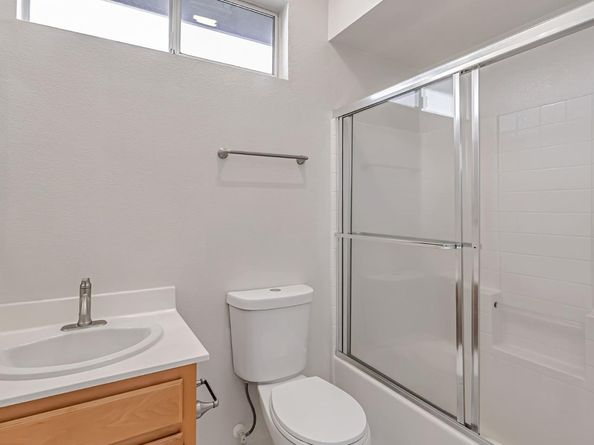 1075 Esparanza Way, San Jose CA 95138