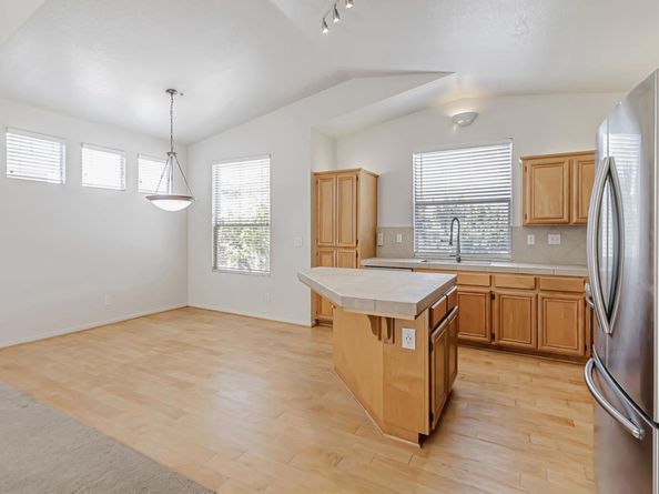 1075 Esparanza Way, San Jose CA 95138