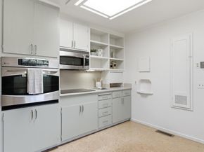 415 Oak Court, Menlo Park CA 94025