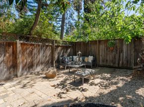 537 Mountain View Avenue, Mountain View CA 94041