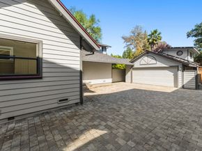 537 Mountain View Avenue, Mountain View CA 94041