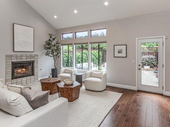 2080 Marich Way 8, Mountain View CA 94040