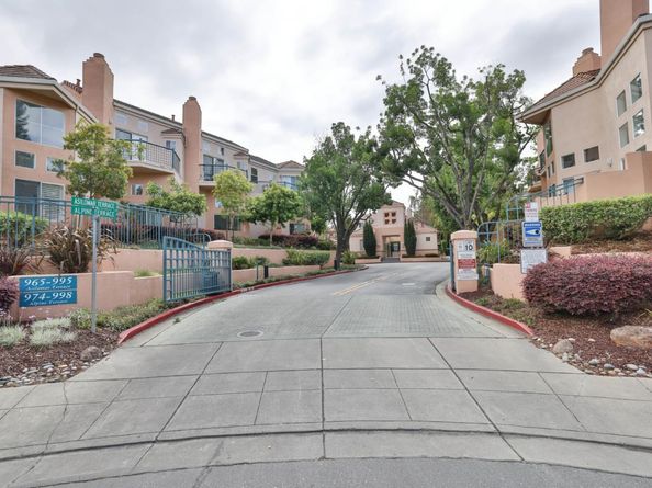 970 Asilomar Terrace 3, Sunnyvale CA 94086