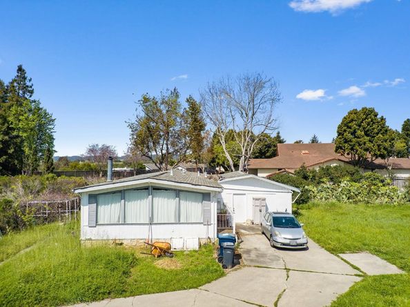 40 Eileen Street, Watsonville CA 95076