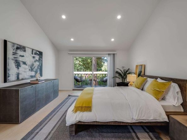 228 Sand Hill Circle, Menlo Park CA 94025