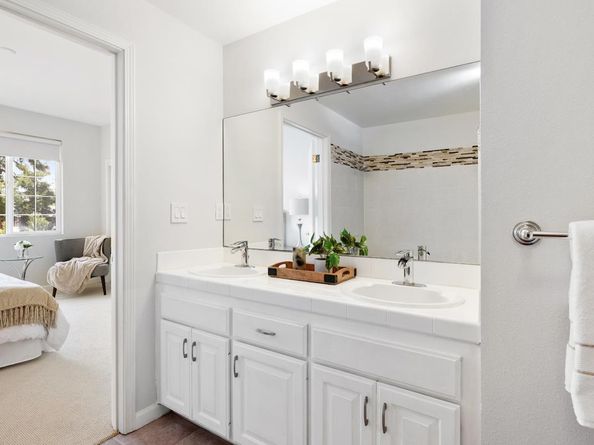 550 El Camino Real 302, Burlingame CA 94010