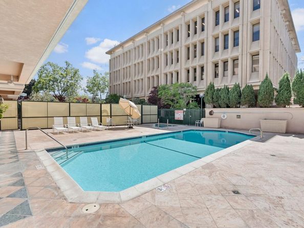 200 Sheridan Avenue 307, Palo Alto CA 94306