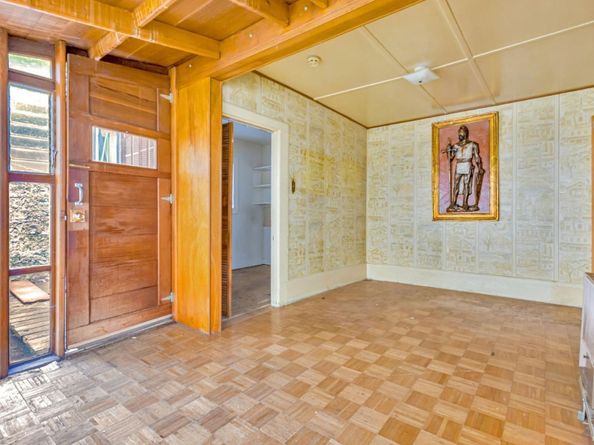658 Lisbon Street, San Francisco CA 94112