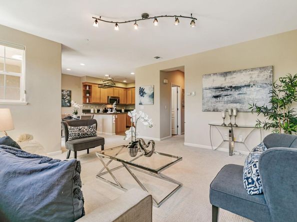 2070 Almaden Road, San Jose CA 95125