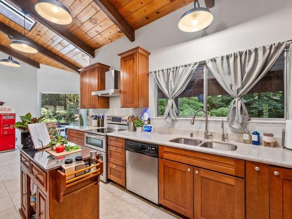252 Nichols Drive, Santa Cruz CA 95060