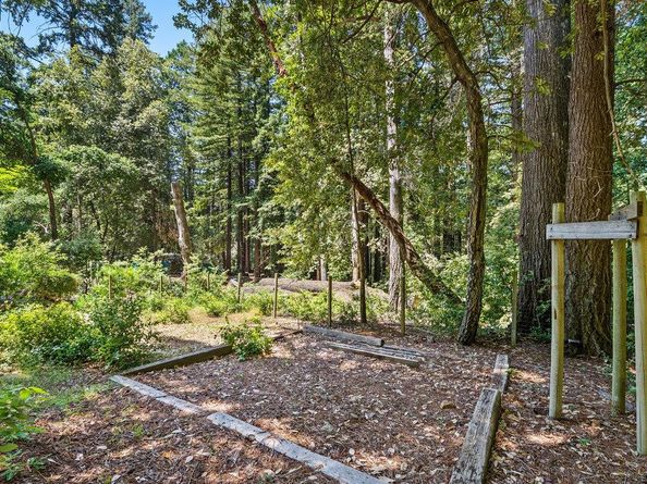 252 Nichols Drive, Santa Cruz CA 95060