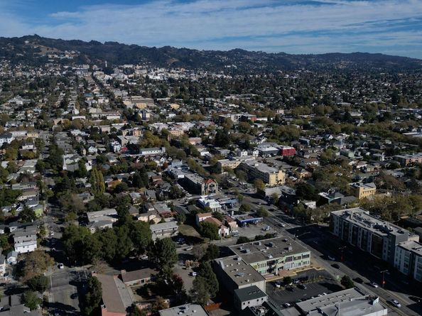 6th, Berkeley CA 94710