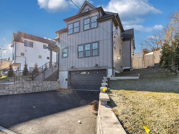 415 Poplar Street, Boston MA 02131