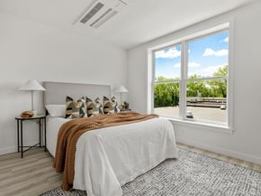 602 Canterbury U9, Boston MA 02131